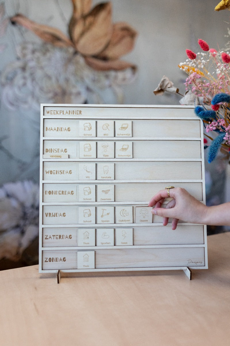 Weekly planner with 46 icons | Studio Poespas