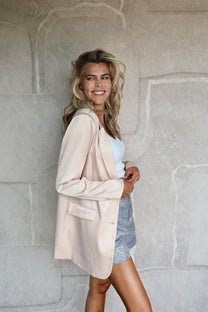 Blazer The Wedding Planner | Shimmer satin | Studio Amaya x Poespas