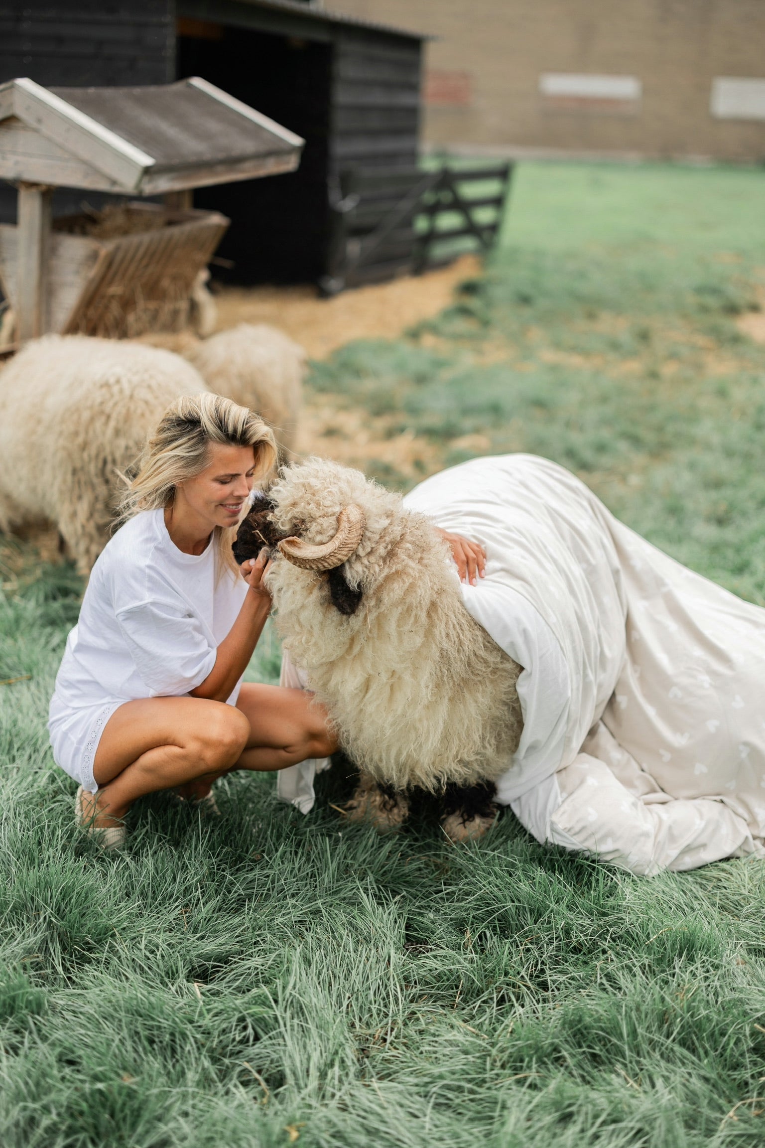 Dekbedovertrekset Love on Top | SJUMO x Poespas