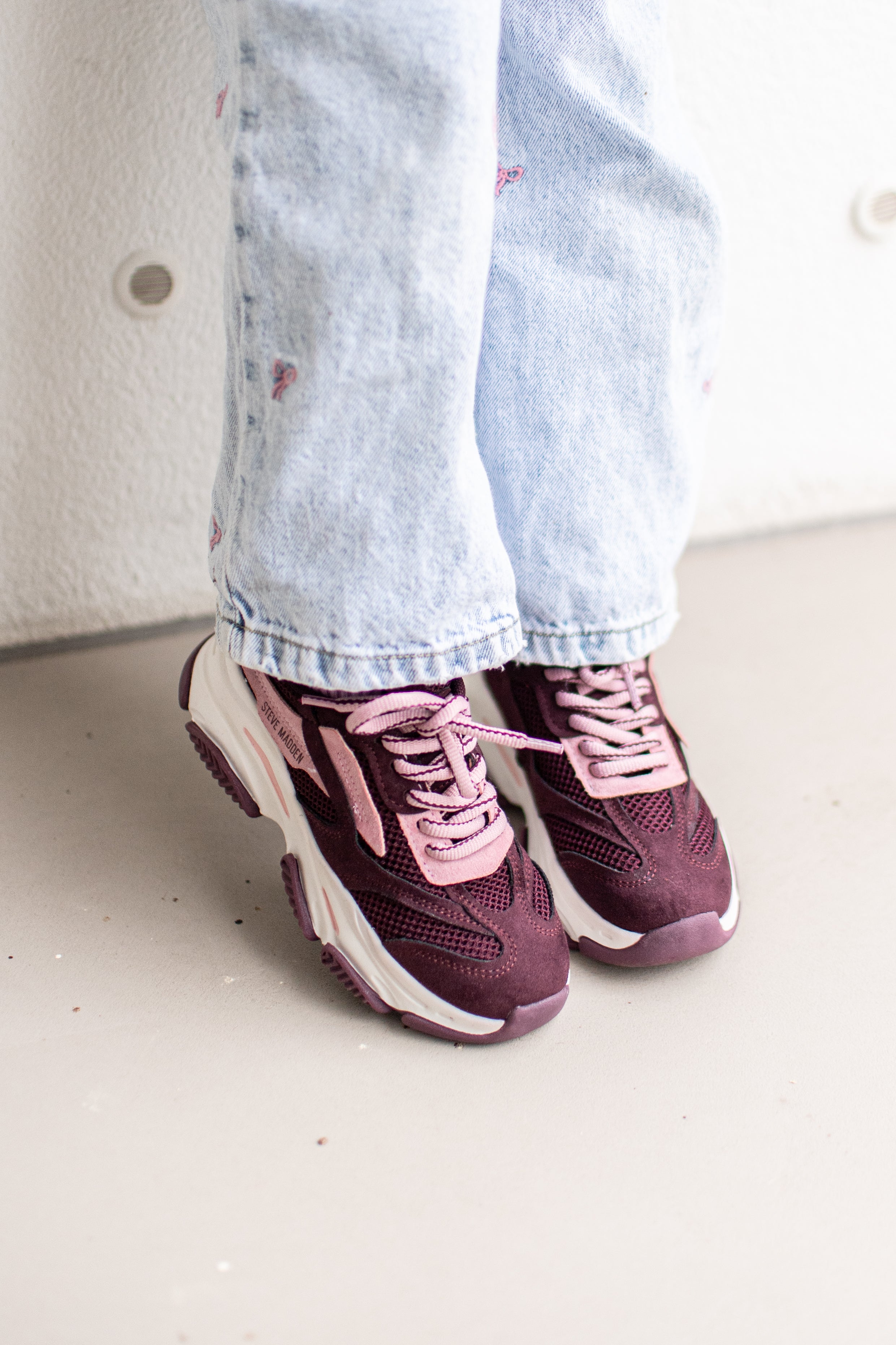 Sneaker JPossession | Cherry suede | Kids | Steve Madden