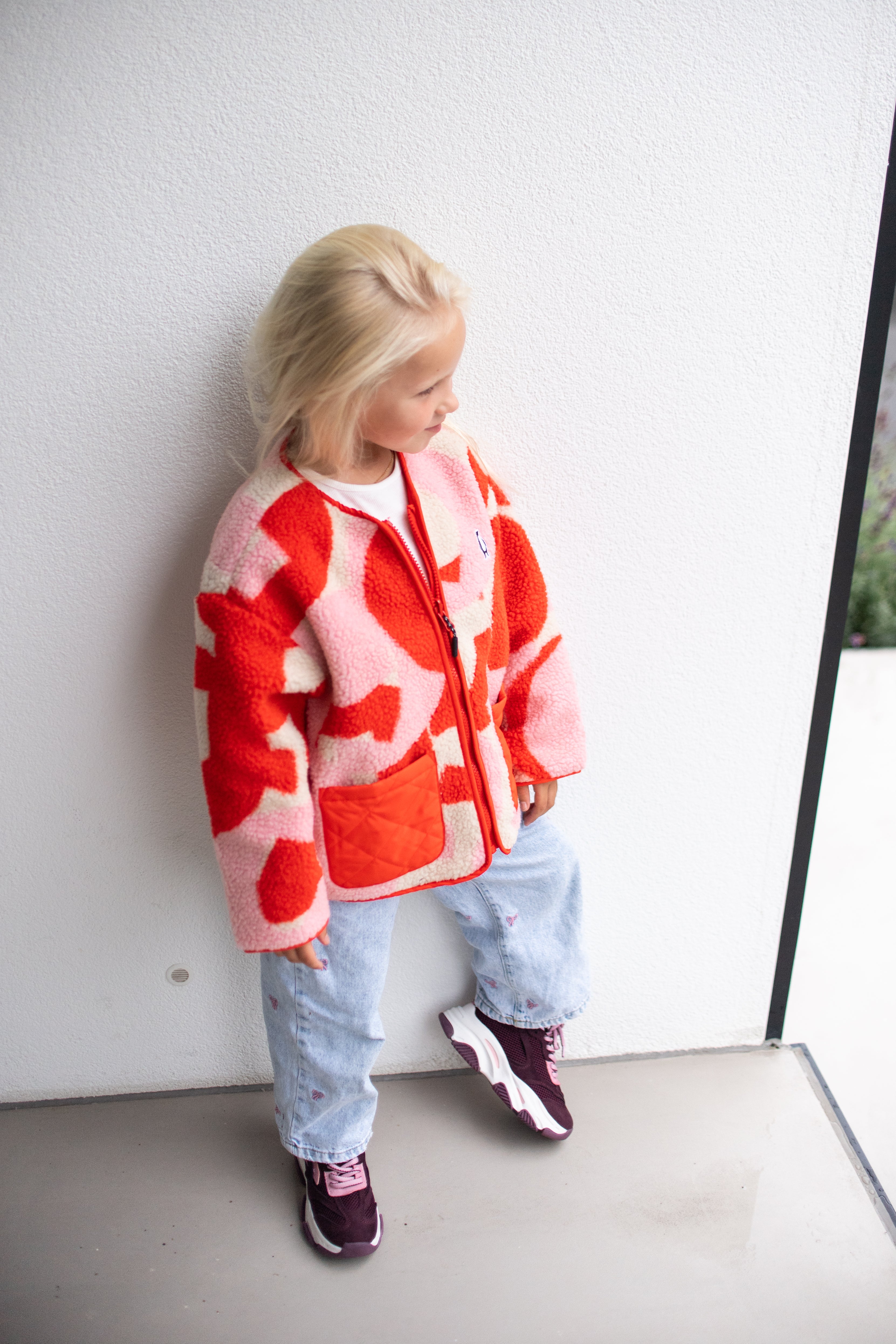 Jacket sleeping lion | Poppin red/printed teddy | Reversible | Gosoaky