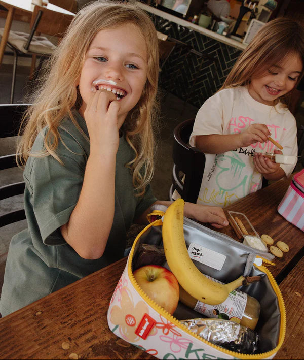 Lunchtas Flower Artwork | Hello Hossy