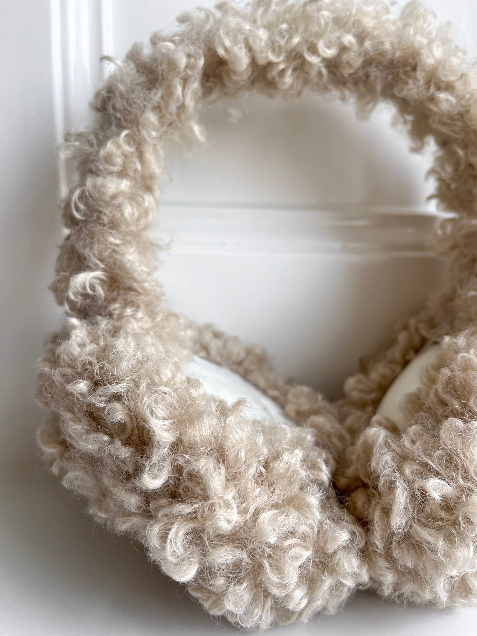 Oorwarmers cold & cozy | Beige teddy | Studio Poespas