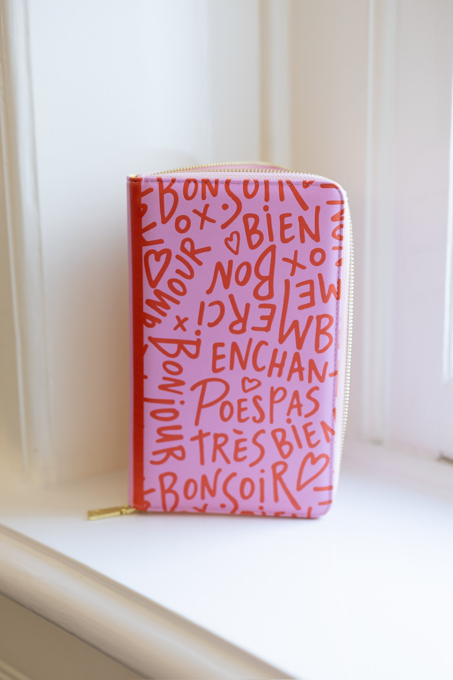 Paspoorthoes Bonjour | Pink | Studio Poespas