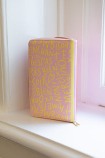 Paspoorthoes Bonjour | Pink | Studio Poespas