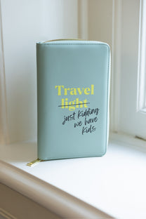 Paspoorthoes Happy mind your step | Green | Studio Poespas