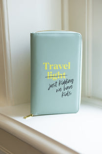 Paspoorthoes Happy mind your step | Green | Studio Poespas