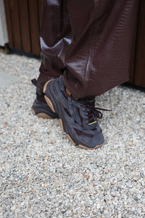 Sneaker Possession-E | Choco brown suede | Steve Madden