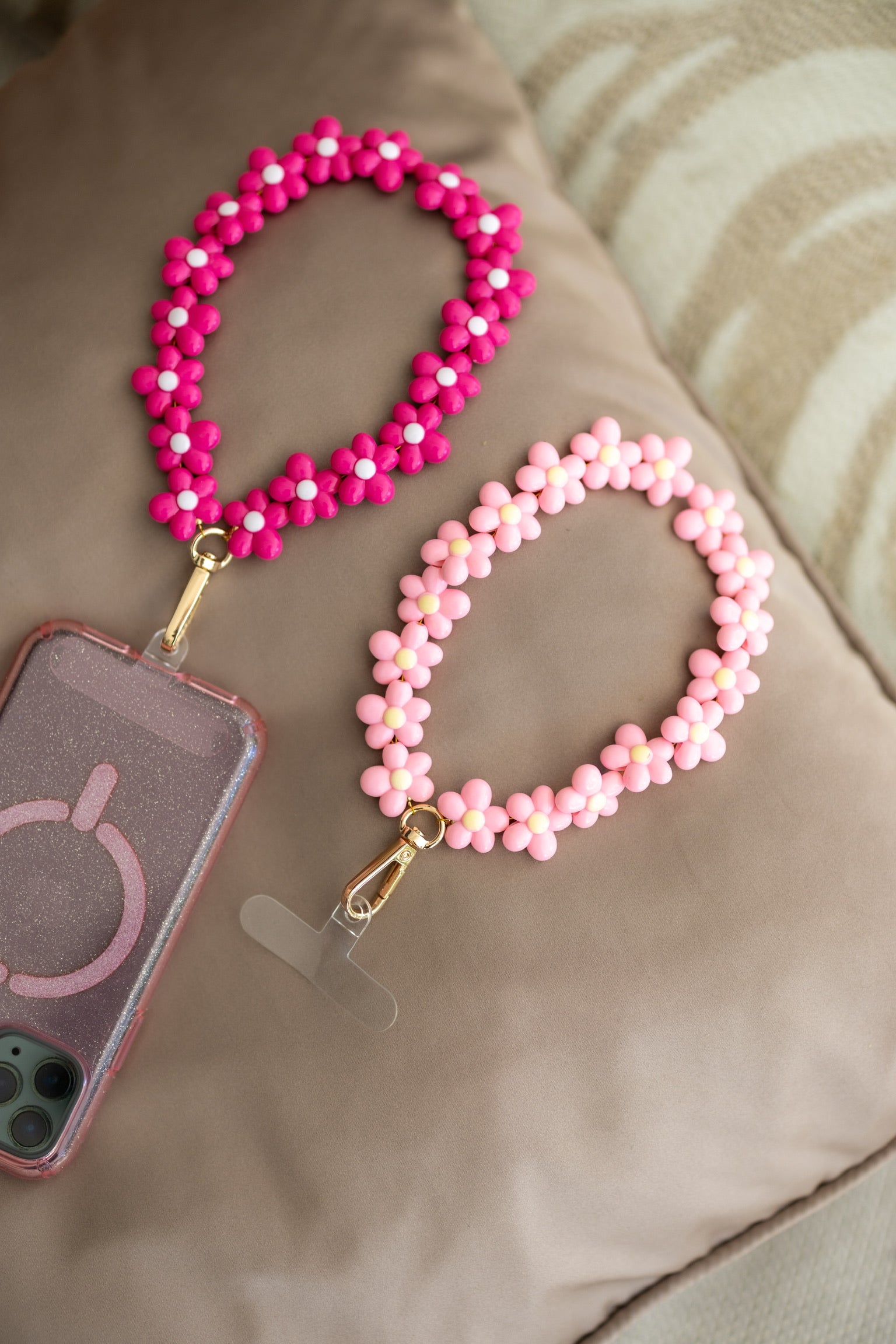 Phone cord Flowers | Pink | Studio Poespas