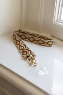 Telefoonkoord aztec | Brown gold glitter | Studio Poespas