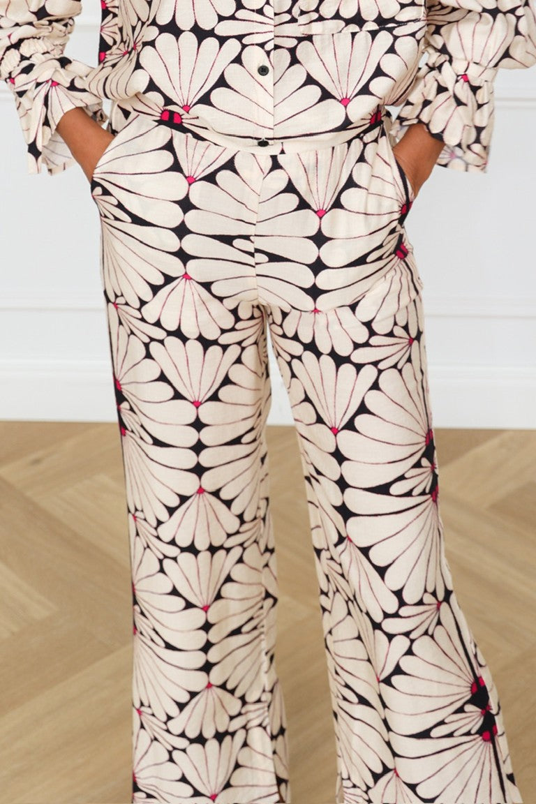 Printed-pants-Novel-_-Flower-_-Refined-Department101-main