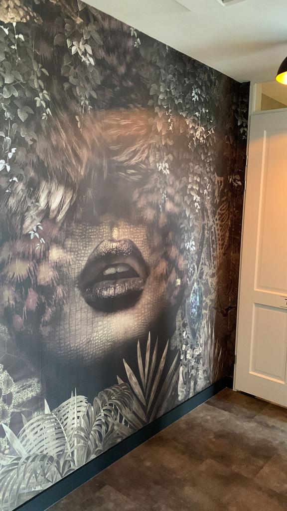 behang vrouw slaapkamer