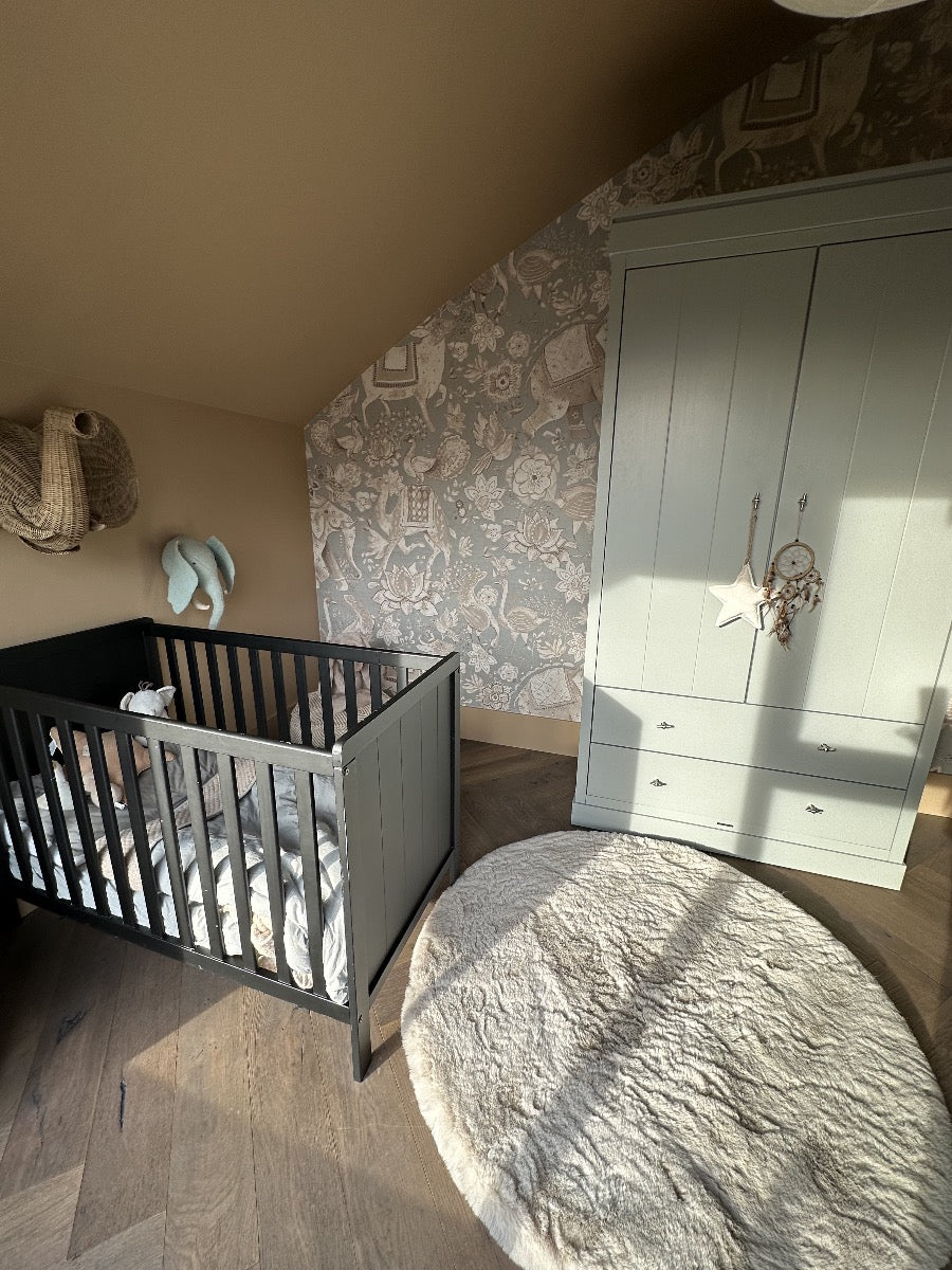 Behang nepal babykamer