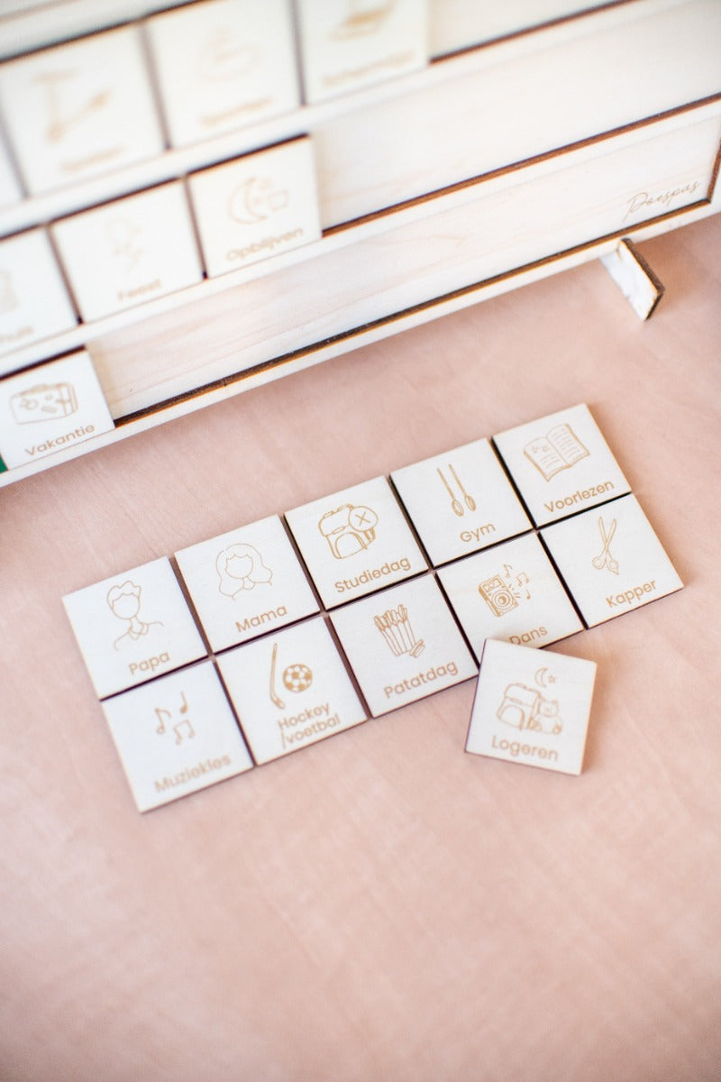 Weekly planner with 46 icons | Studio Poespas