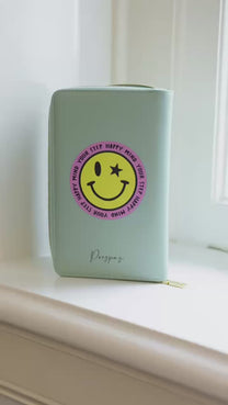 Paspoorthoes Happy mind your step | Green | Studio Poespas