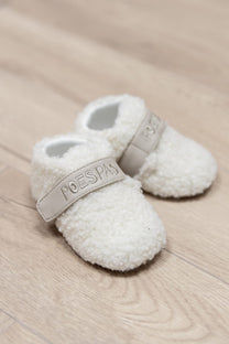 Teddy pantoffels | Vegan leather & klittenband