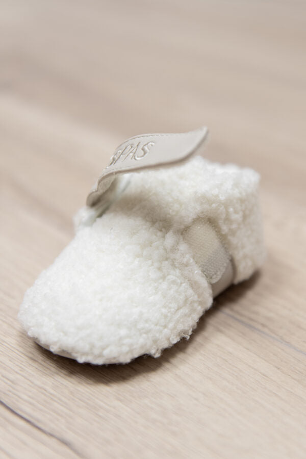 Teddy pantoffels | Vegan leather & klittenband