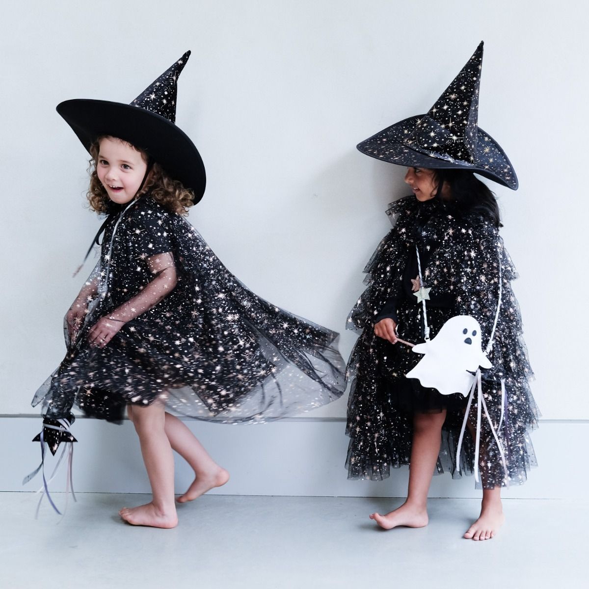 Verkleedcape Aurora ruffle | Black | Mimi & Lula