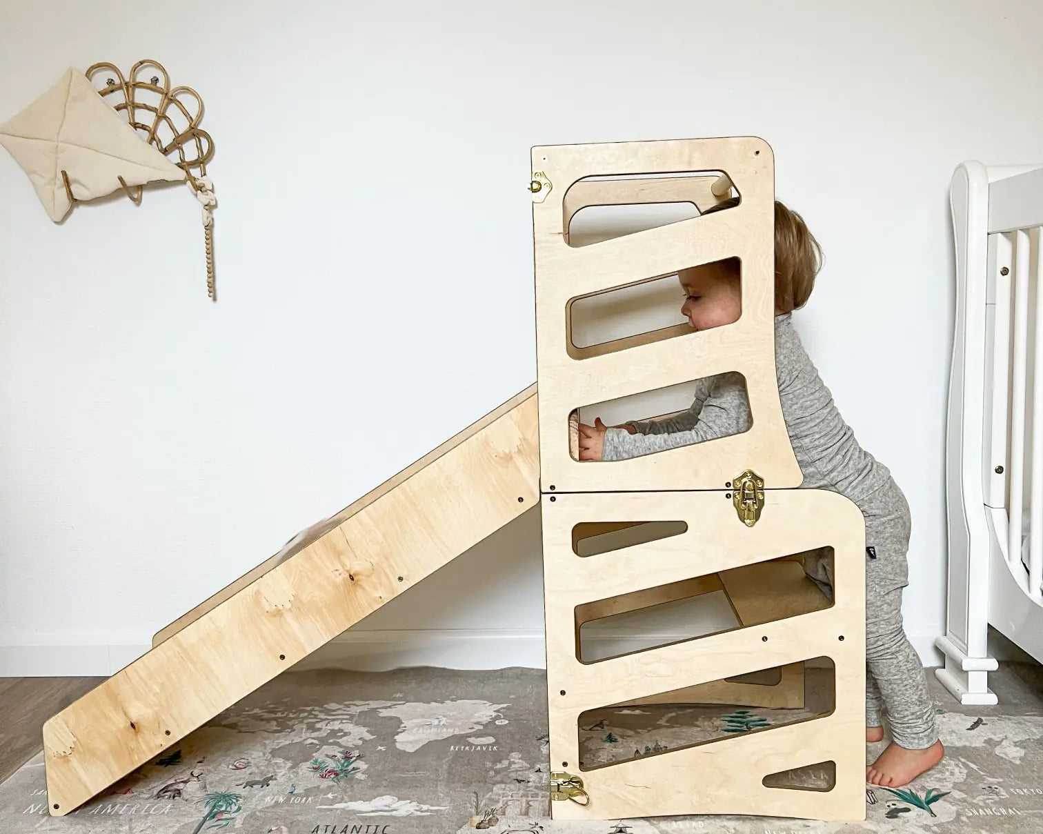 Review van Danielle van @littlelifeofaboy over ons Modulaire Kidsmeubel