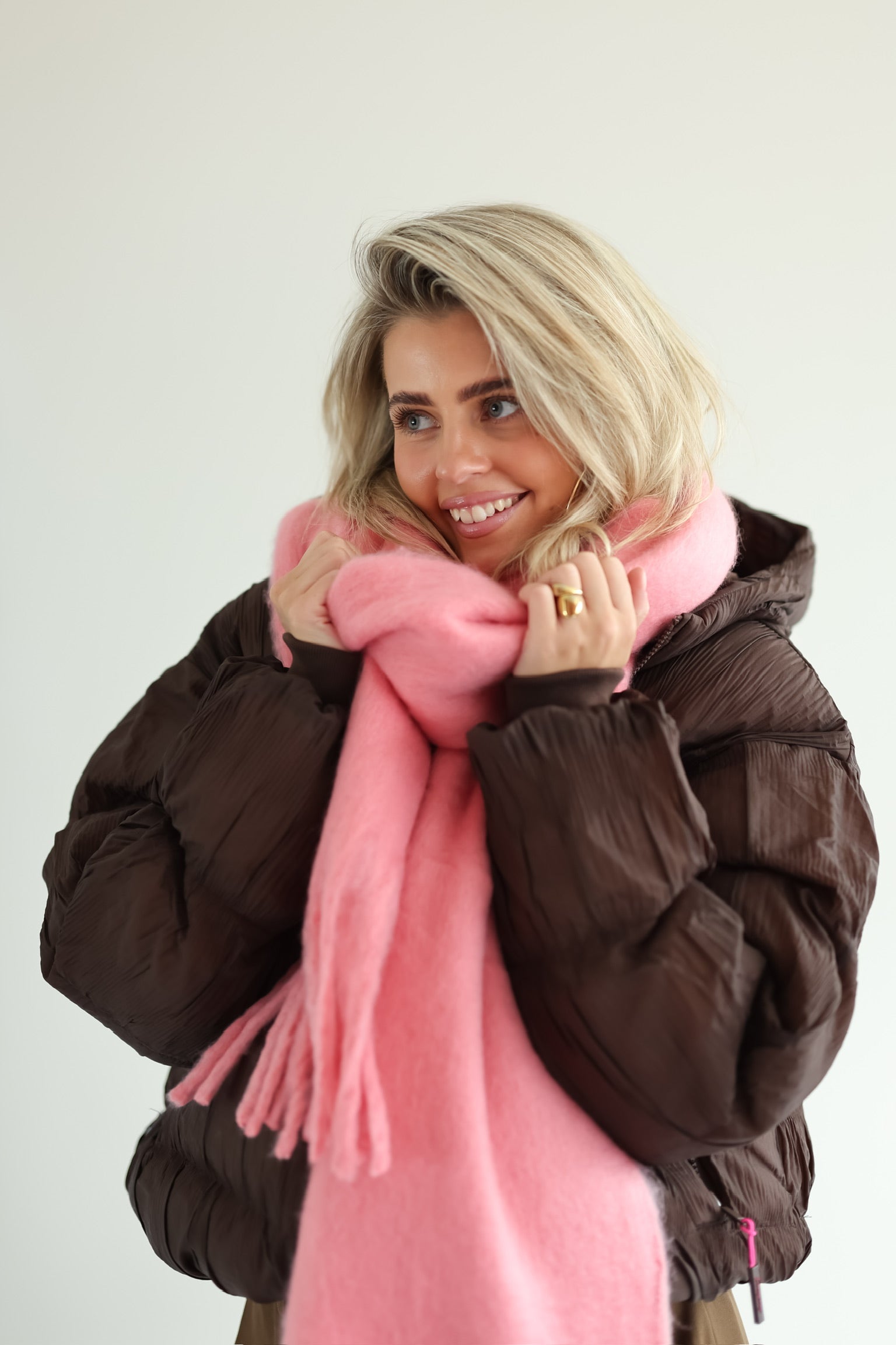 Sjaal Dani | Coral