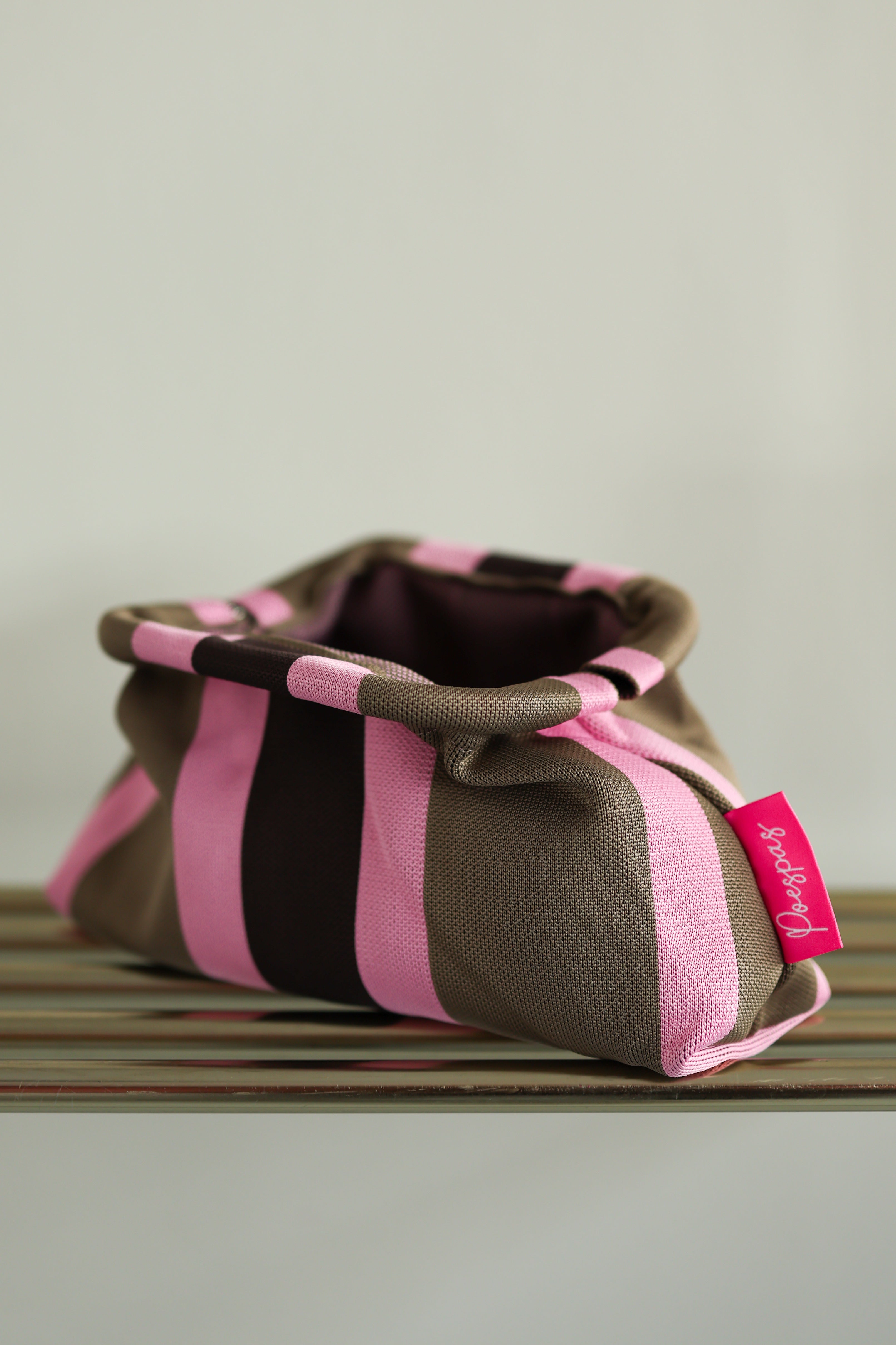Toilettas Bon Chocolate | Brown/pink | Studio Poespas