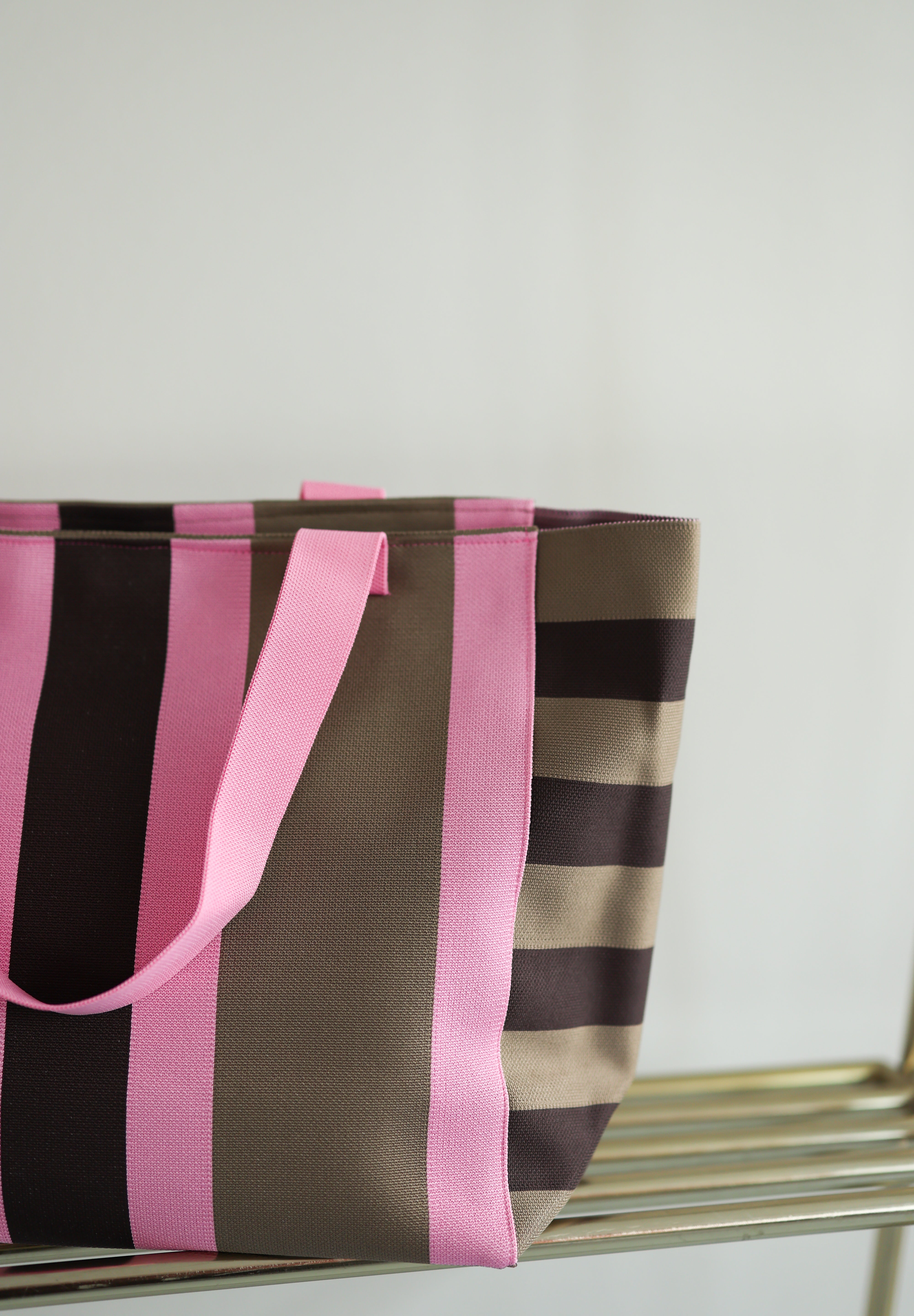 Bag Bon Chocolate | Brown/pink | Studio Poespas