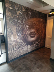 behang vrouw huis