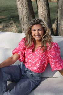 Top-meredith-pink-flower-ydence-11