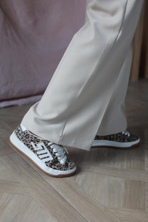 Sneaker-Alysha-_-White-leopard-suede-_-Steve-Madden-8