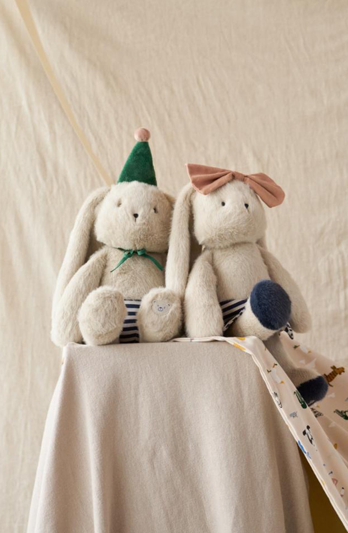 Babette rabbit celebration teddy | Mist/navy stripe mix | Liewood