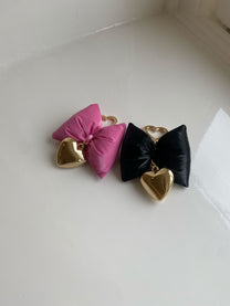Bag charm black bow