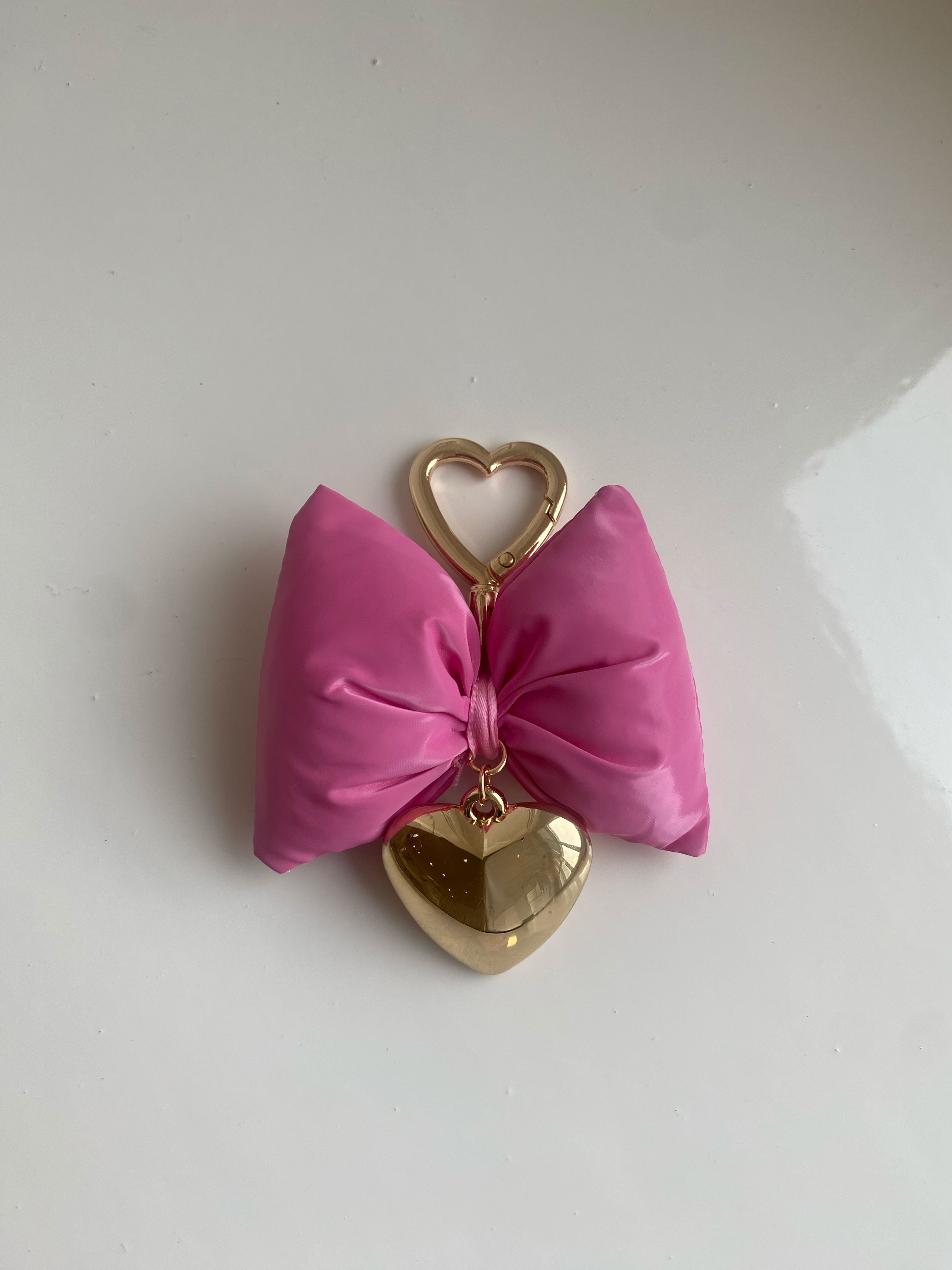 Bag-charm-pink-bow-main.jpg