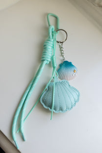 Bag charm aqua seashell