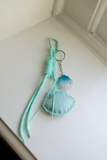 Bag charm aqua seashell