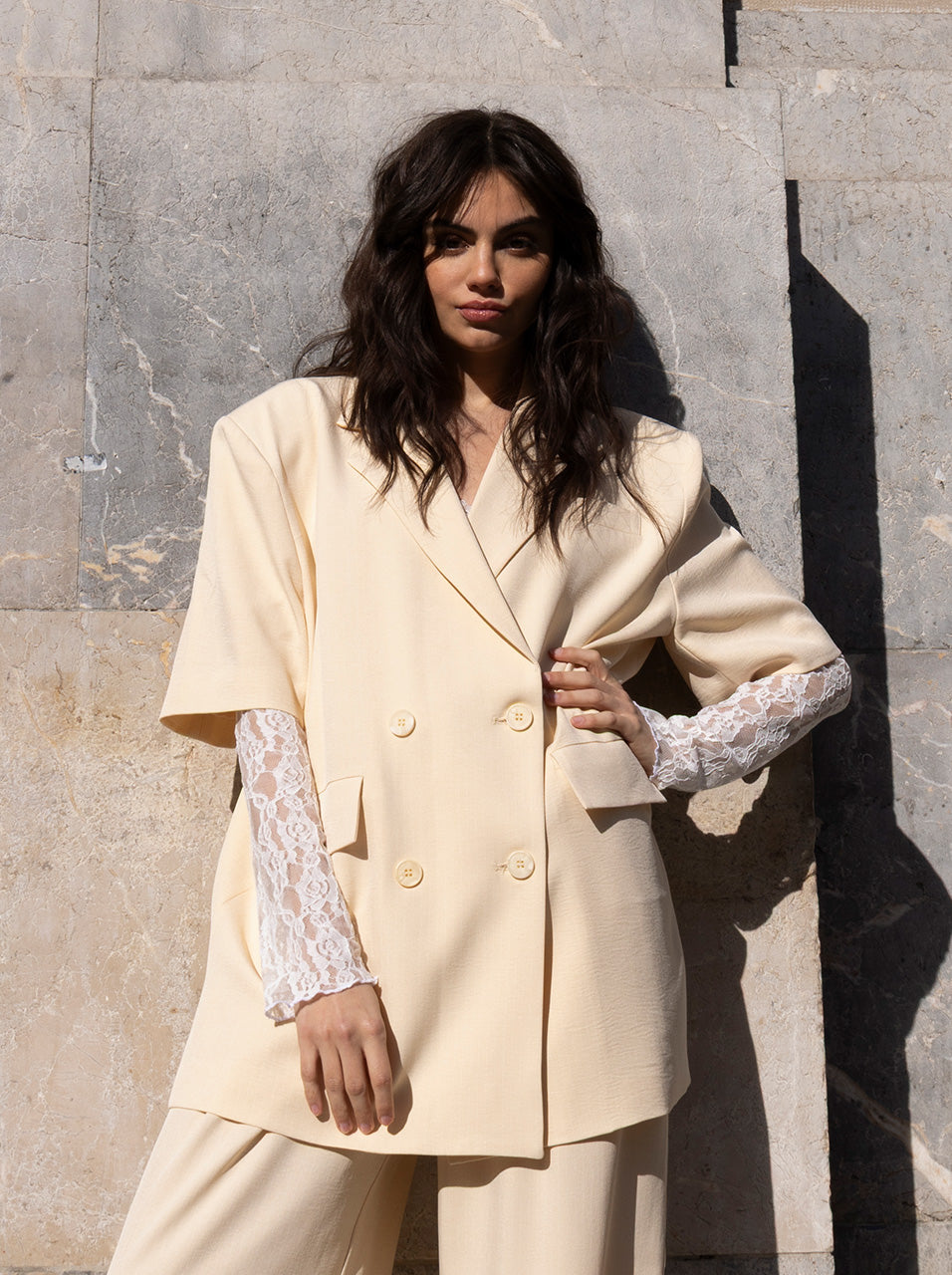 Blazer-Fendi-_-Beige-_-Studio-Amaya-main.jpg