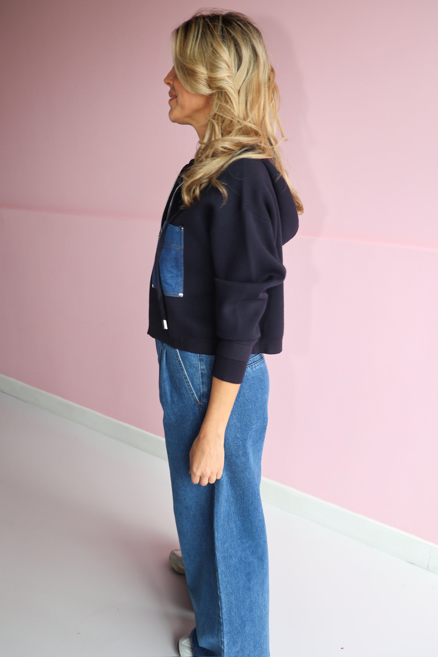 CardiganJett_Blue_StudioAmaya1.jpg