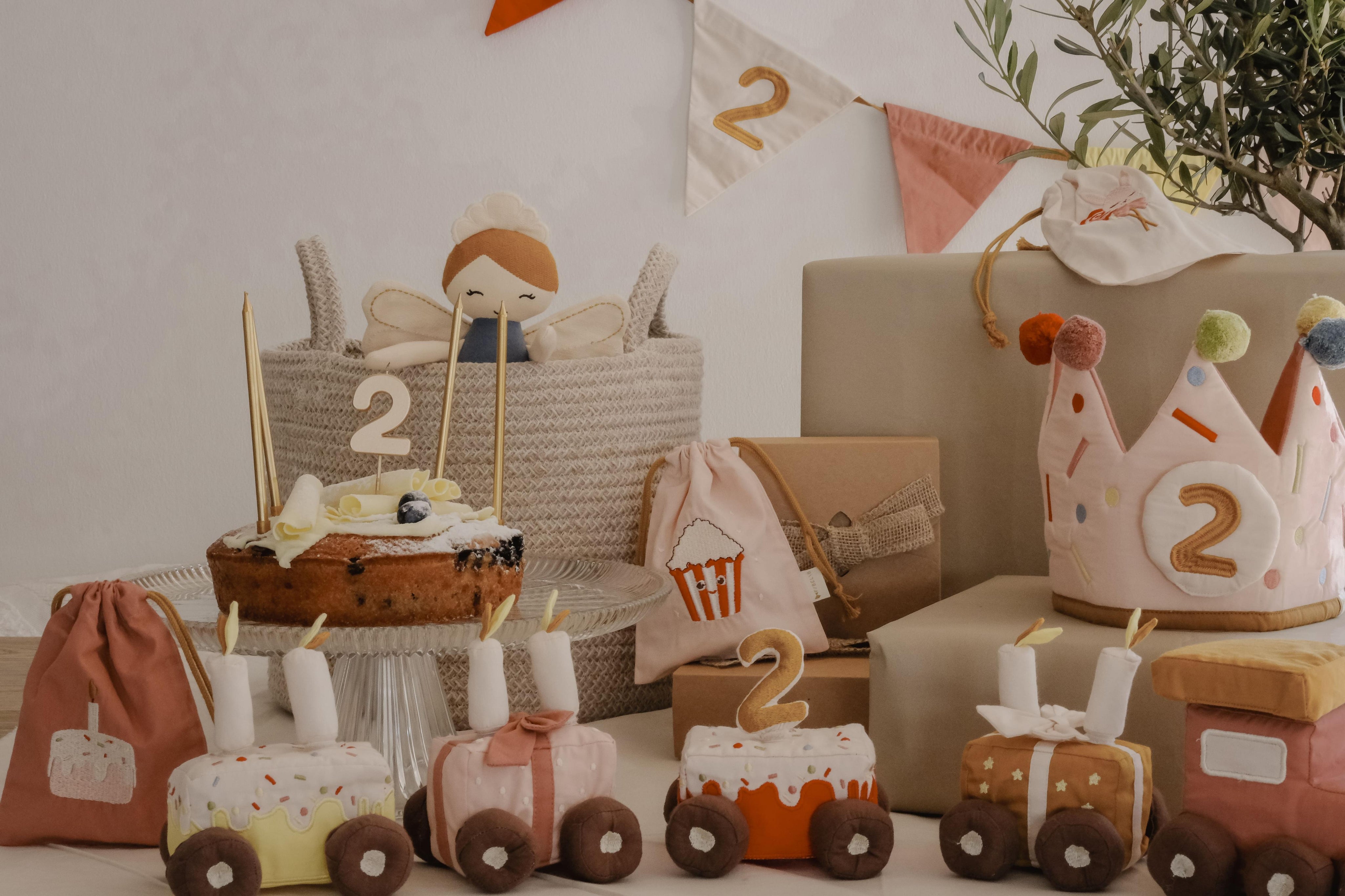 Celebration train birthday | Ash rose | Fabelab