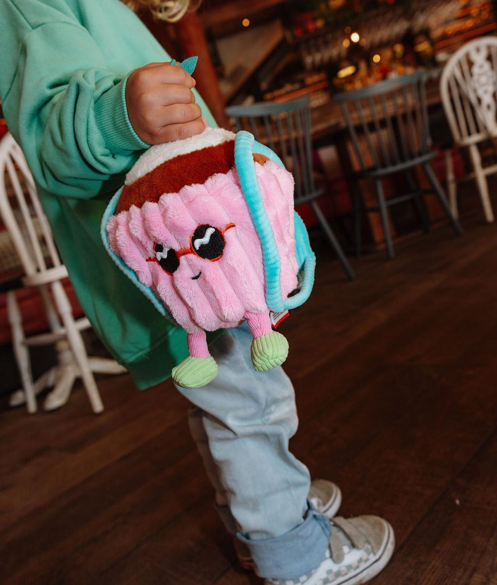 Cherry cake knuffel | Hello Hossy