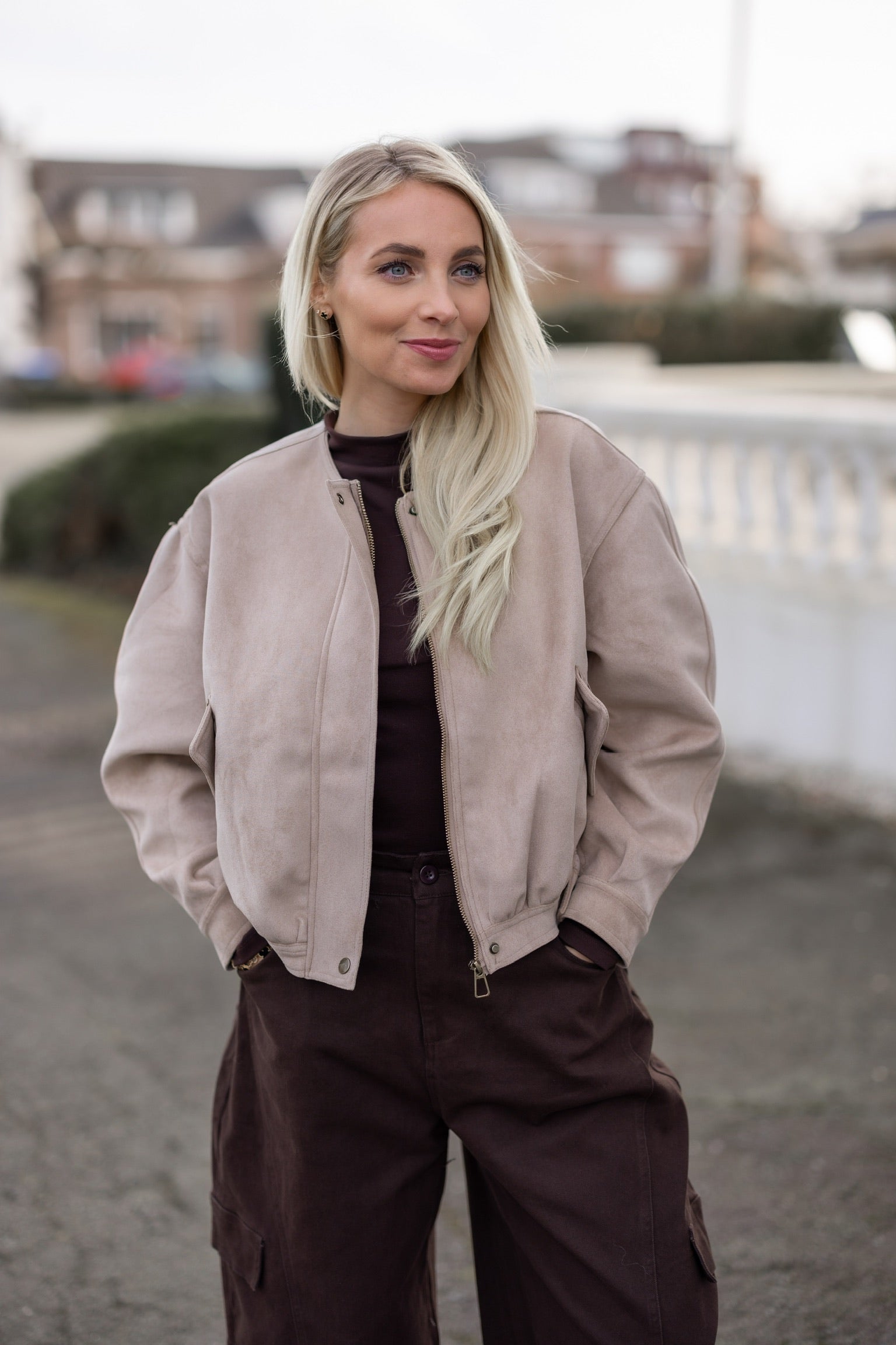 PRE-ORDER: Collarjacket suede | Sand