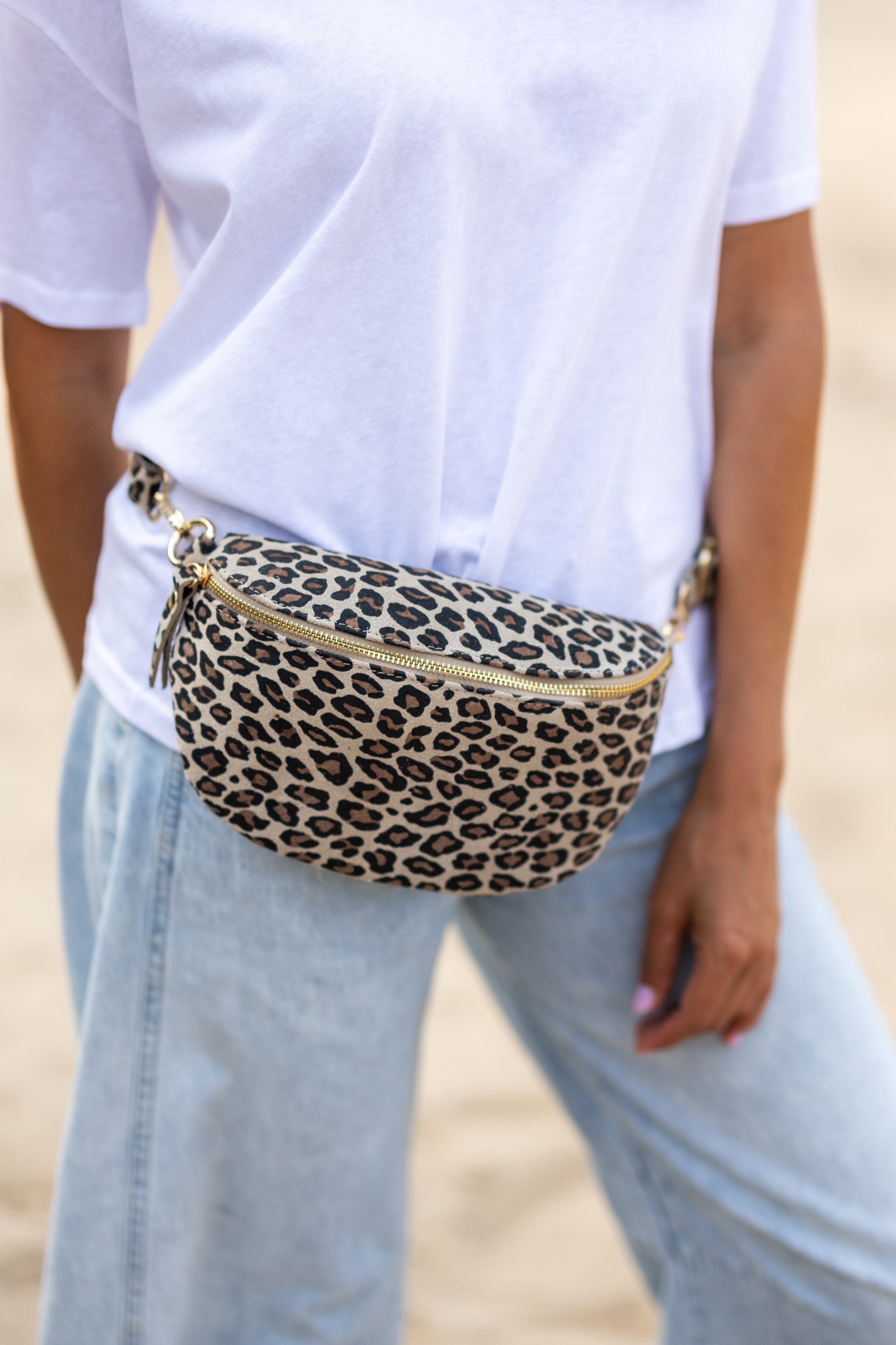 CrossbodybagBecky_Leopard_StudioPoespas5.jpg