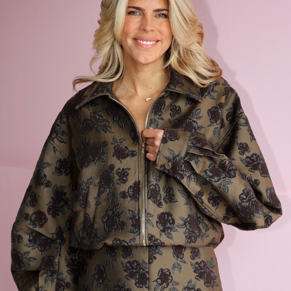 CruzJacket_MultiPrint_AmayaAmsterdam12.jpg