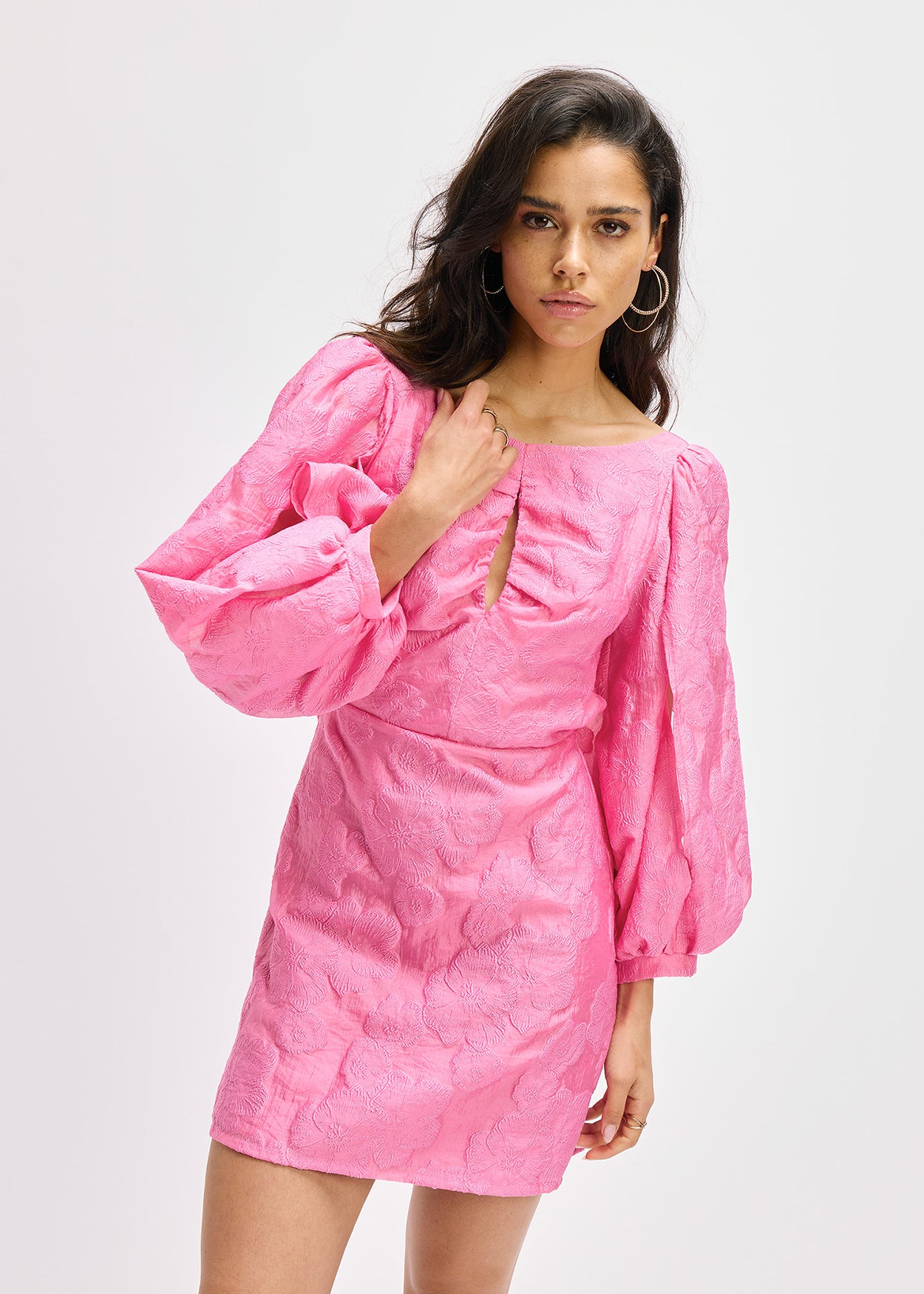 Dress-Nayeli-_-Pink-_-Refined-Department-main.jpg