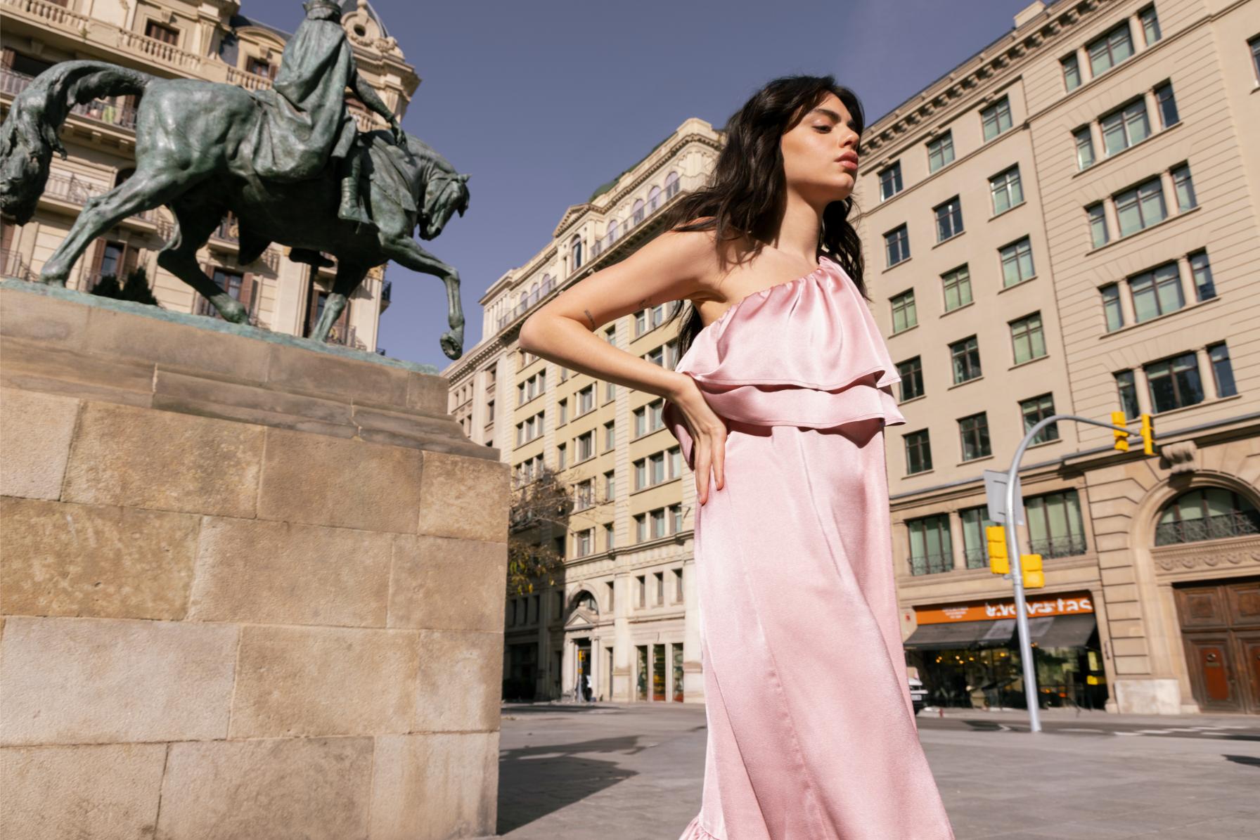 Dress Linne | Light pink | Studio Amaya