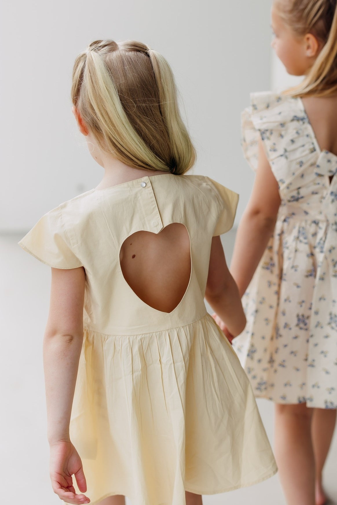 Hearly_dress_gots_Sea_mist_Konges_Slojd10.jpg