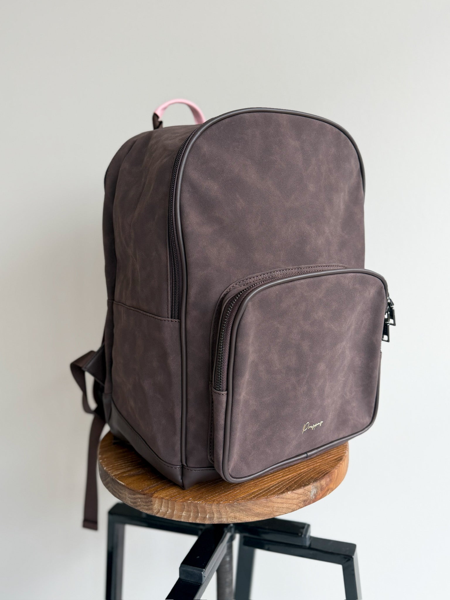 I_vegotyourbackpack_Brown_StudioPoespas8.jpg