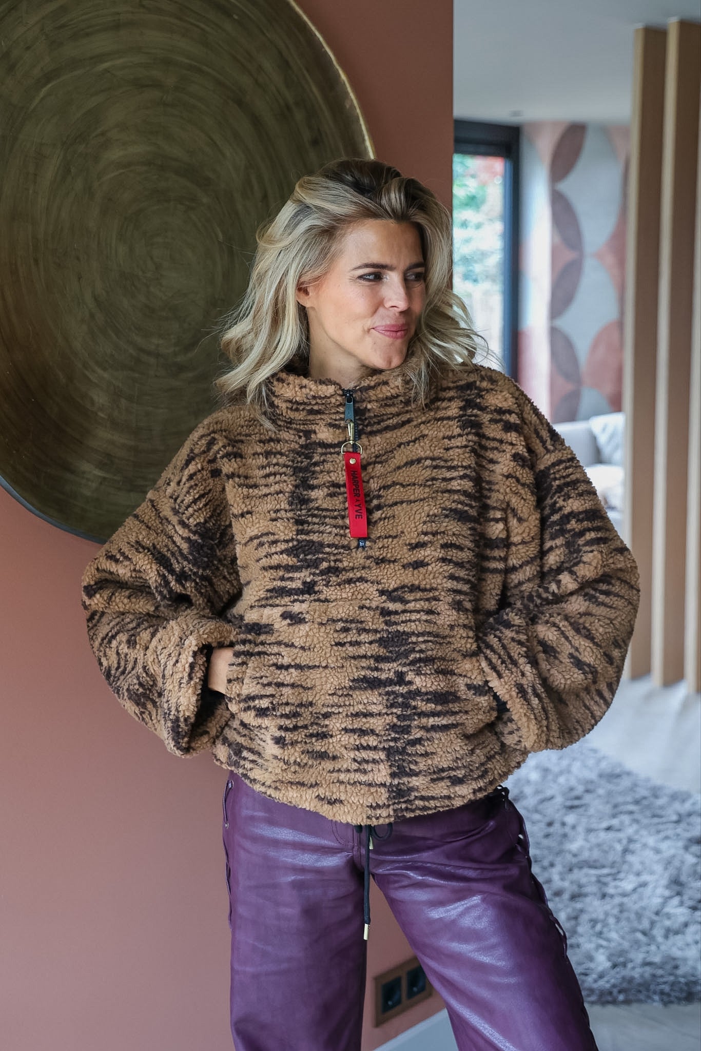 JumperDagmar_Trashytigerwarm_Harper_Yve10.jpg