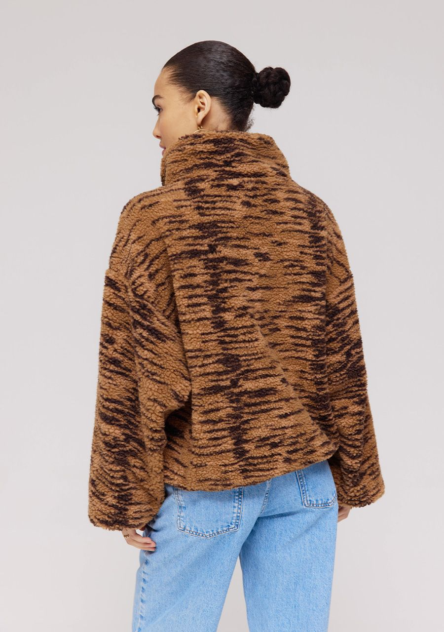 JumperDagmar_Trashytigerwarm_Harper_Yve5.png