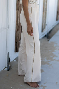 L'essentiel | Ivory | Studio Poespas