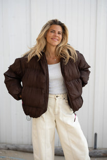The Puffer Perfect | Chocolate Brown | Studio Poespas