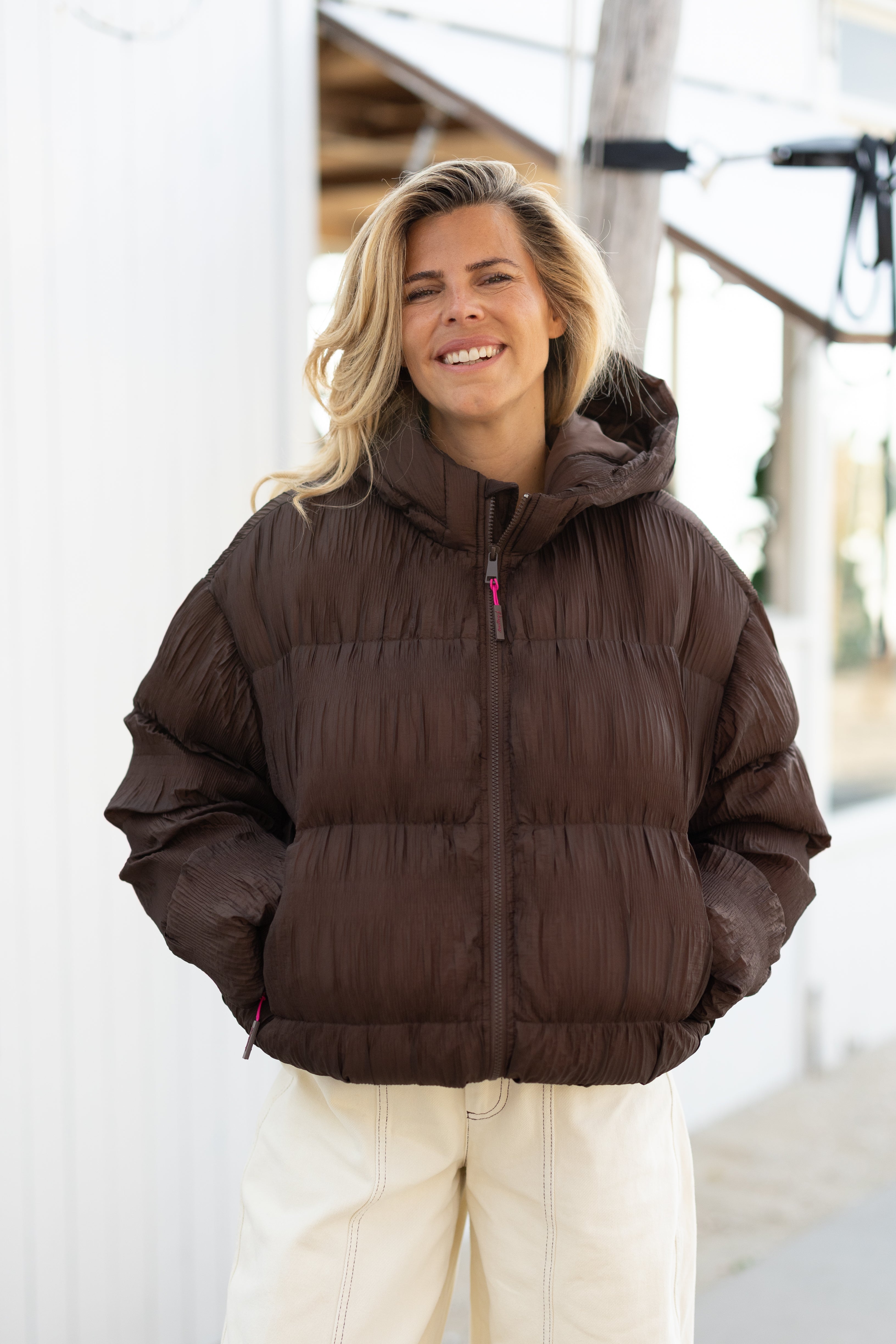 The Puffer Perfect | Chocolate Brown | Studio Poespas